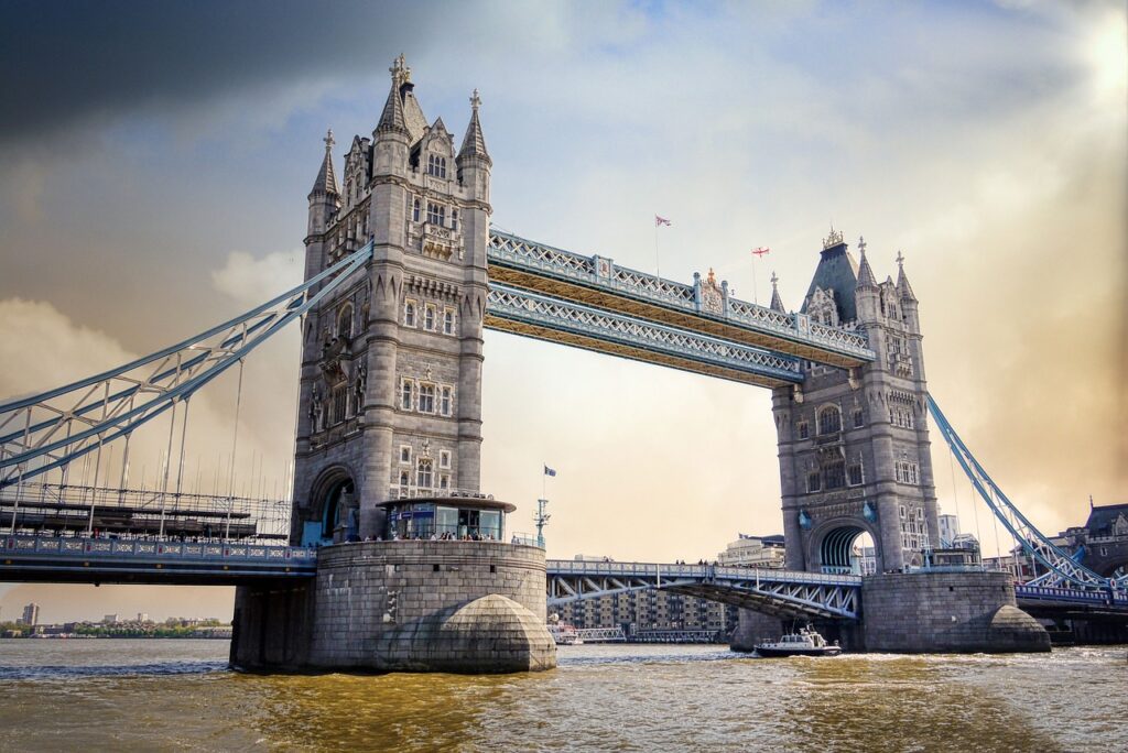 Online business of 'Halala' in UK